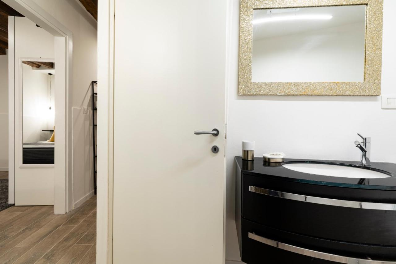 Ferienwohnung San Marco Pied-A-Terre - Accademia By Wonderful Italy Venedig Exterior foto